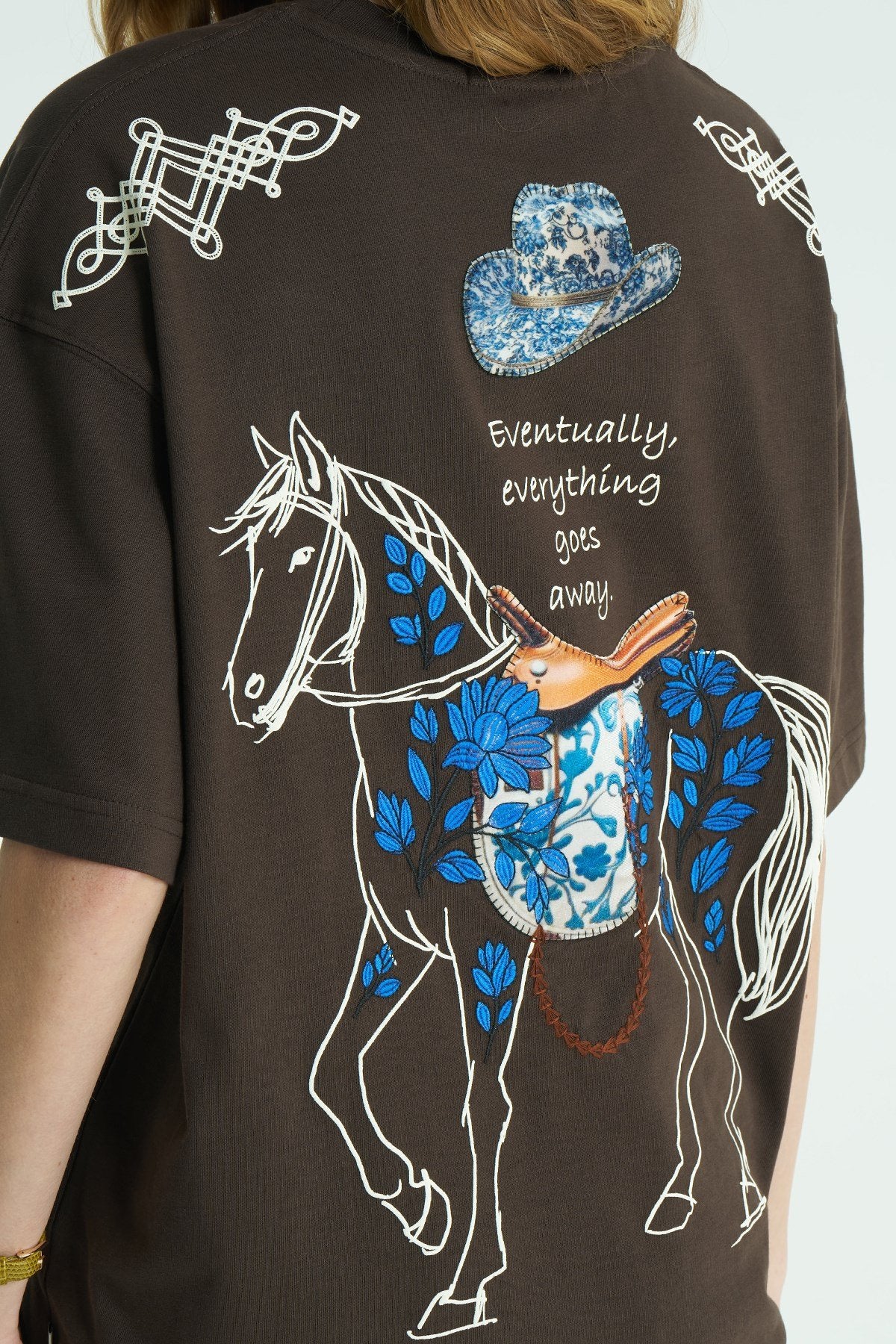 Horse Patchwork Design Oversize T-Shirt Braun